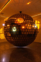 Nao Bustamante's ”Brown Disco” (installation view), 2023